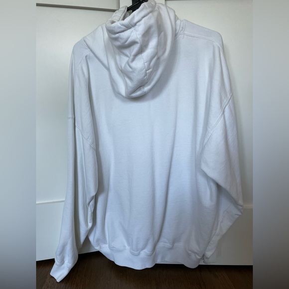 Brandy Melville Malibu hoodie - Picture 3 of 3